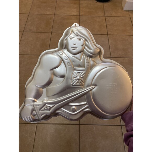 Vintage 1983 Wilton He-Man Cake Pan Mold 2105-3184 Masters of the Universe Rare - Picture 1 of 9